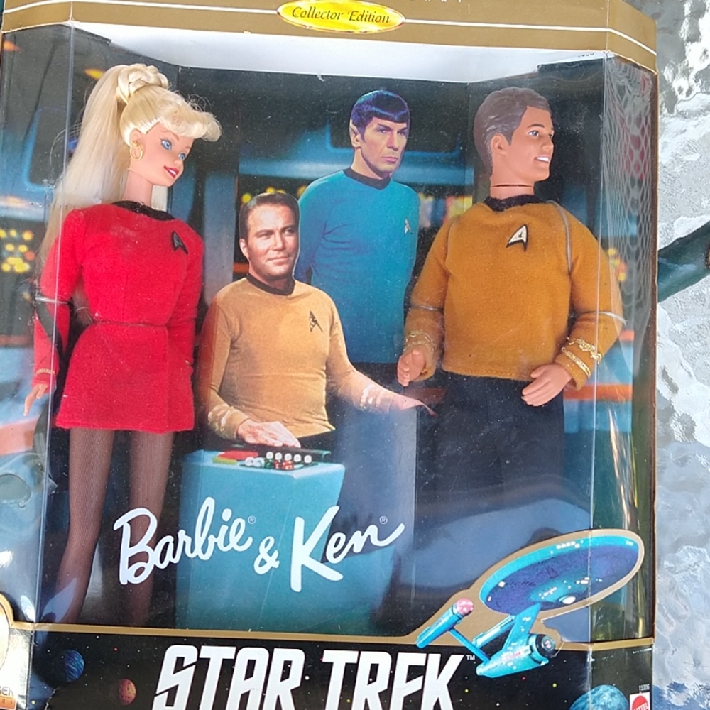 Barbie and Ken Star Trek gift set